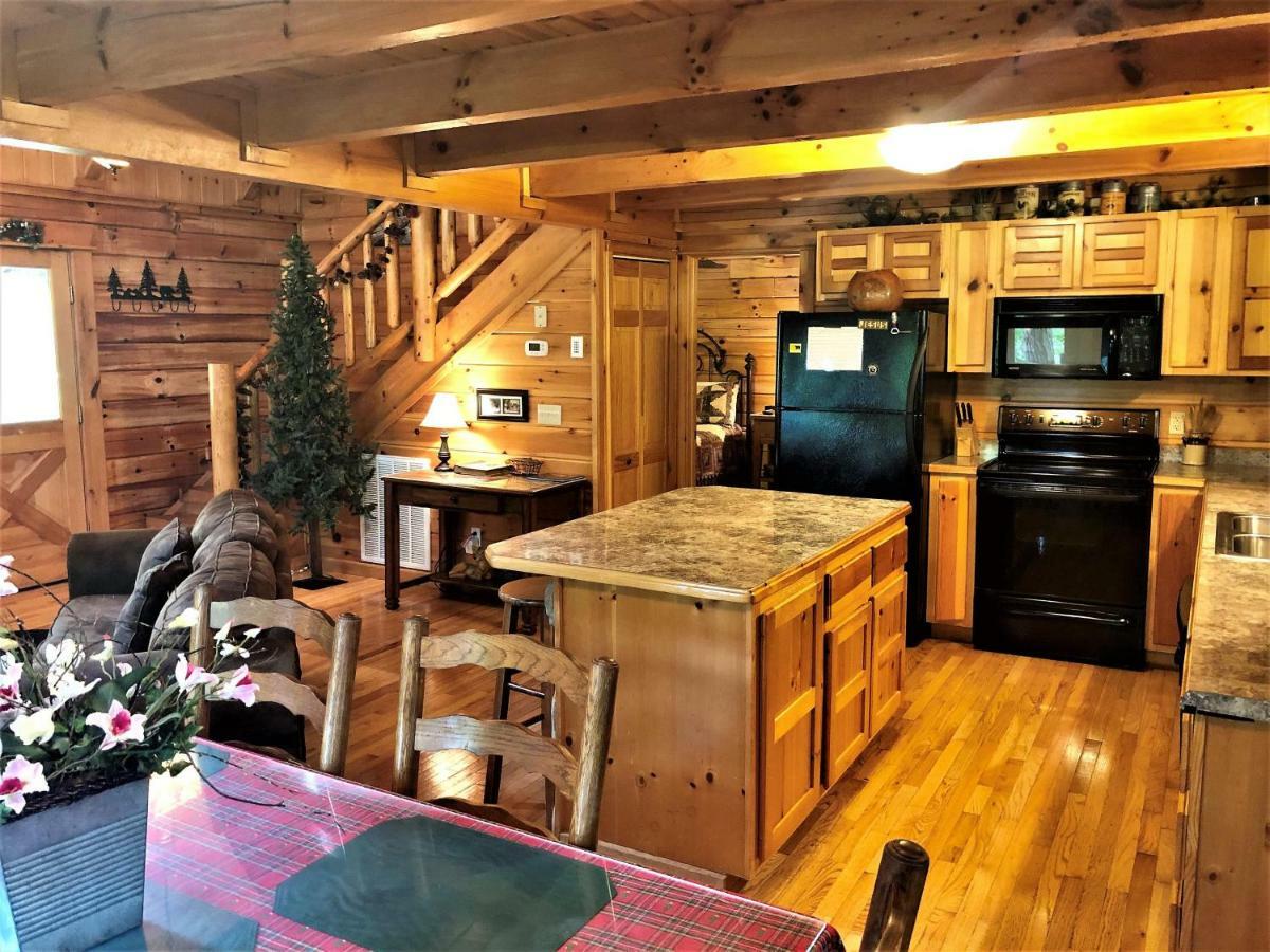 Bear Pleasures Cabin Villa Gatlinburg Bagian luar foto